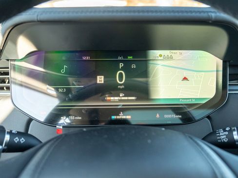 New 2025 Land Rover Range Rover SE image 13