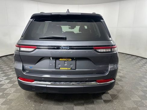 Used 2023 Jeep Grand Cherokee 4WD 4xe image 4