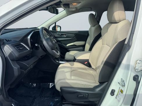 Certified 2023 Subaru Ascent Premium w/ Convenience Package image 9
