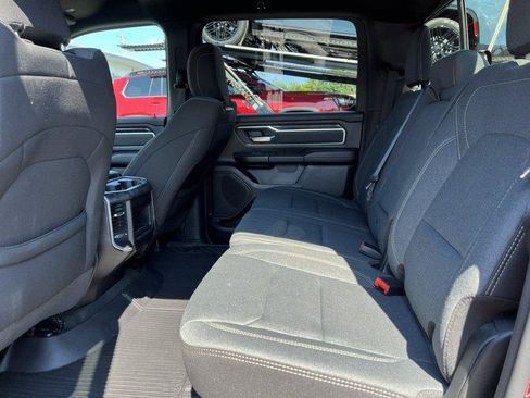Used 2022 RAM 1500 Big Horn AWD/4WD image 5