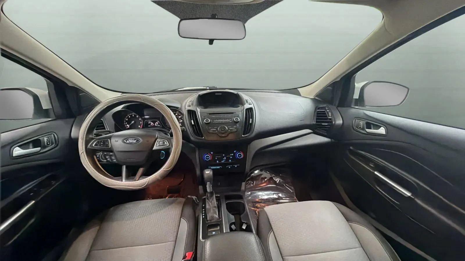 Used 2017 Ford Escape SE FWD image 10