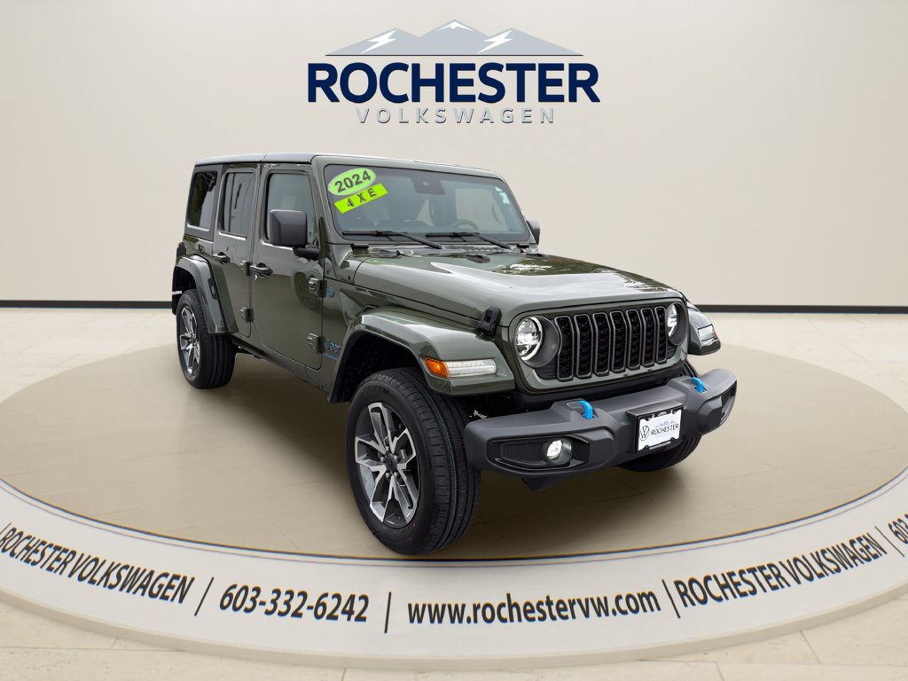 Used 2024 Jeep Wrangler Unlimited w/ Convenience Group AWD/4WD image 8