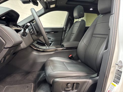 Used 2026 Land Rover Range Rover Evoque S AWD/4WD image 23