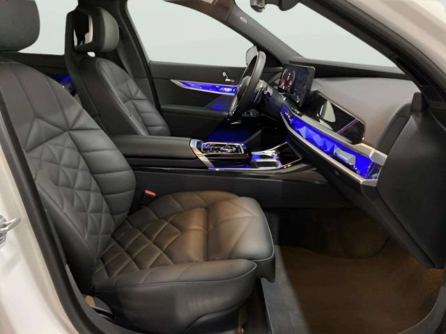 Used 2026 BMW 740i RWD image 80