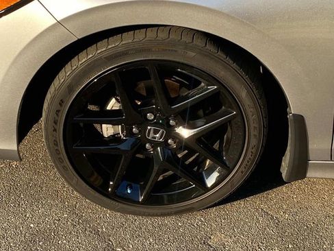 Used 2024 Honda Civic Sport image 4