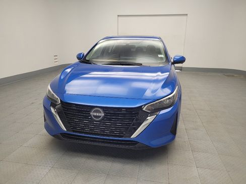 Used 2025 Nissan Sentra SV w/ SV Premium Package image 15