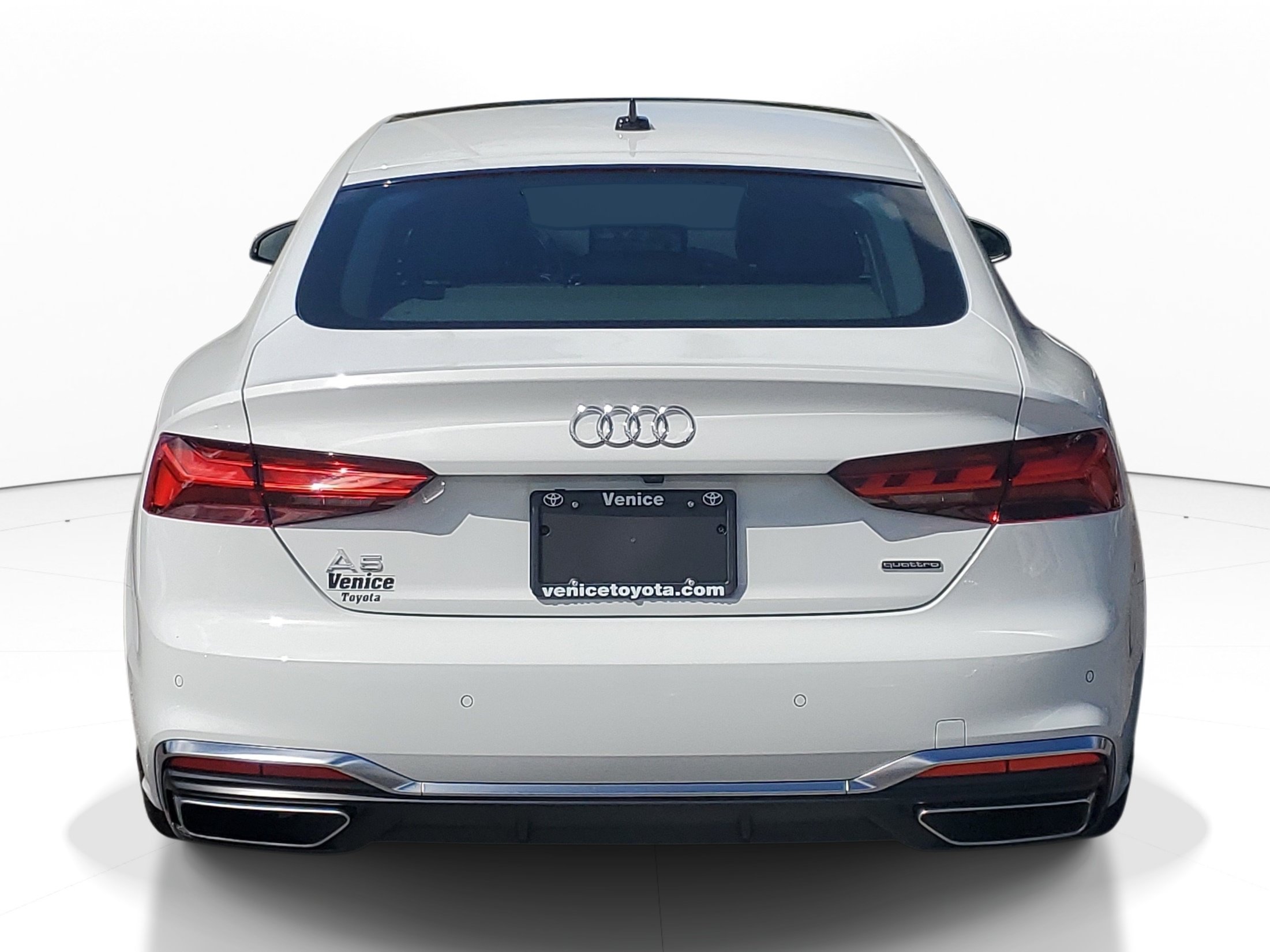 Used 2023 Audi A5 2.0T Premium Plus w/ Premium Plus AWD/4WD image 5