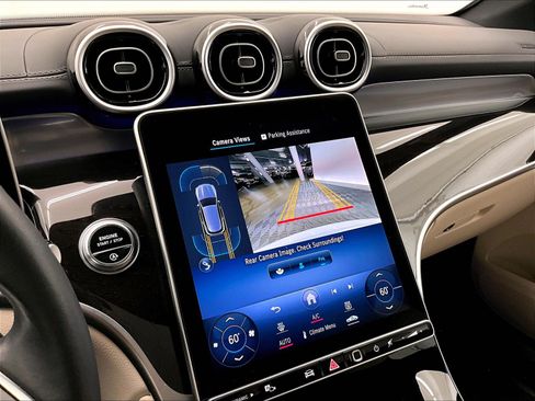 Certified 2024 Mercedes-Benz GLC 300 image 29