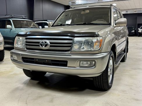 Used 2006 Toyota Land Cruiser image 3