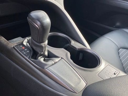 Used 2023 Toyota Camry SE image 16