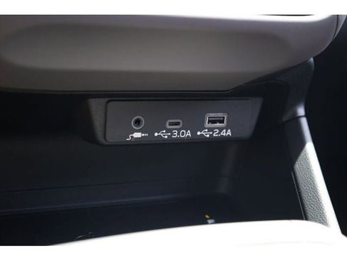 New 2026 Subaru Crosstrek 2.5i Limited w/ Crosstrek Mirror Package AWD/4WD image 35