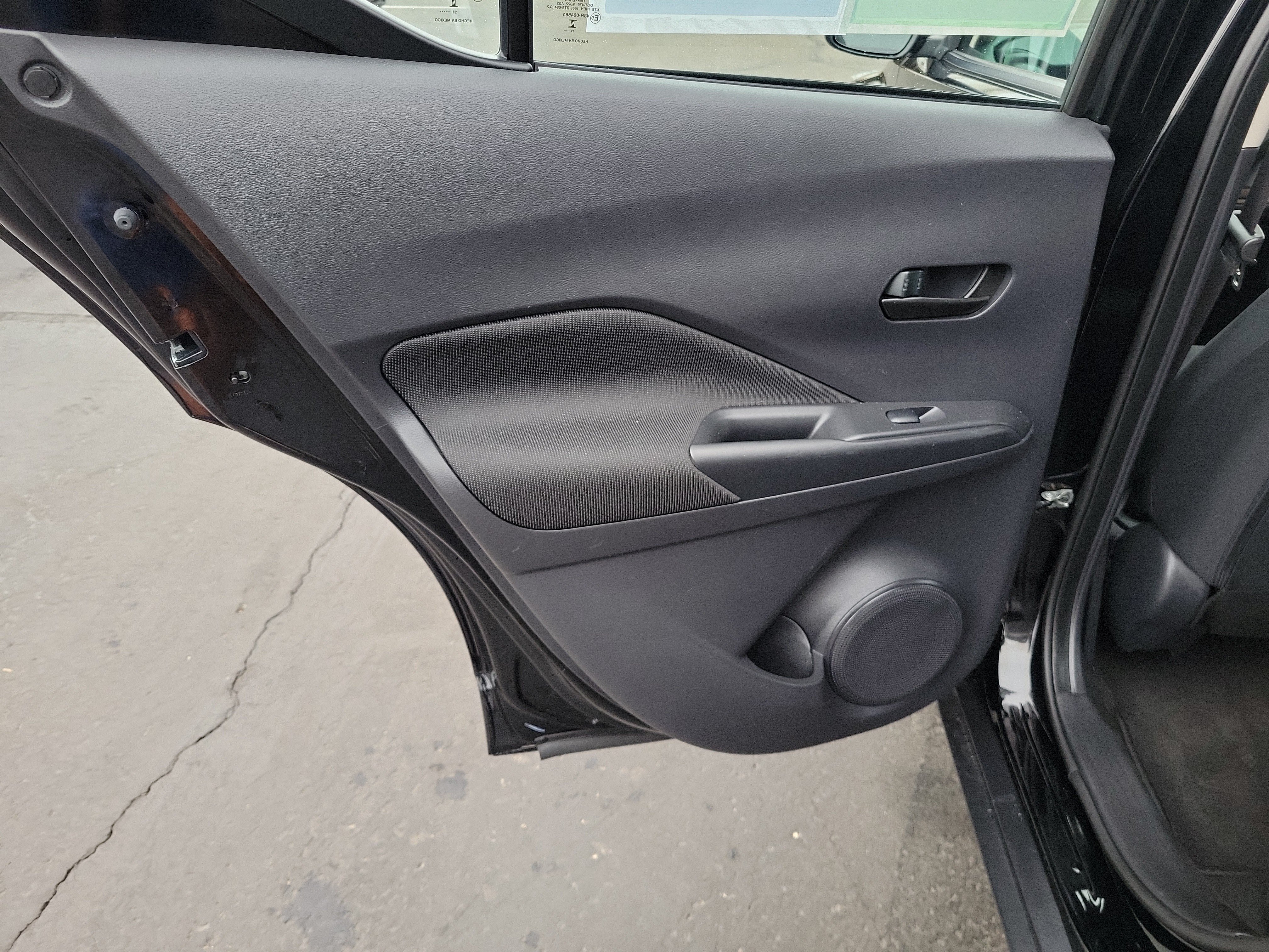 Used 2023 Nissan Kicks S FWD image 13