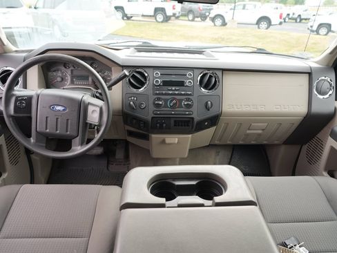 Used 2010 Ford F250 XLT AWD/4WD image 25