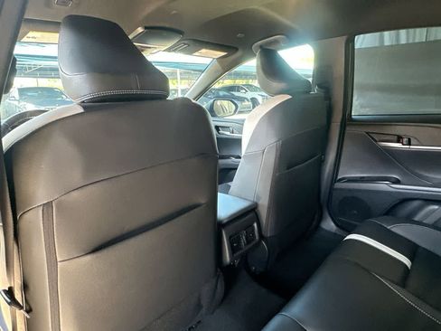 Used 2025 Toyota Camry SE w/ Convenience Package FWD image 23
