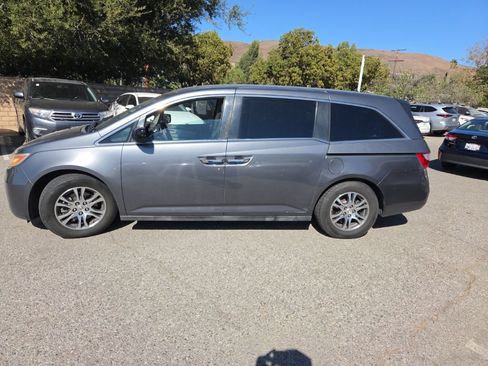 Used 2012 Honda Odyssey EX-L image 2