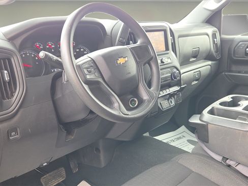 Used 2022 Chevrolet Silverado 1500 Custom image 25