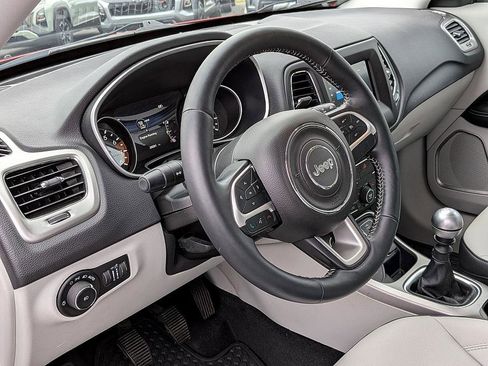 Used 2018 Jeep Compass Latitude w/ Popular Equipment Group image 13