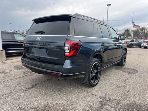 Certified 2024 Ford Expedition Limited AWD/4WD image 4