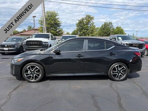 Certified 2025 Nissan Sentra SR w/ SR Premium Package FWD image 8