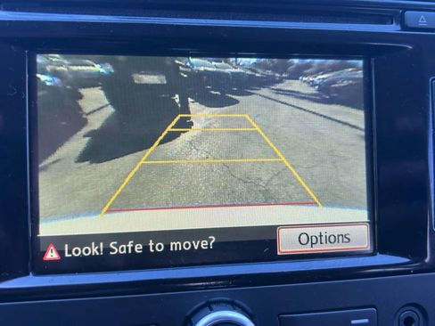 Used 2015 Volkswagen CC Sport image 16