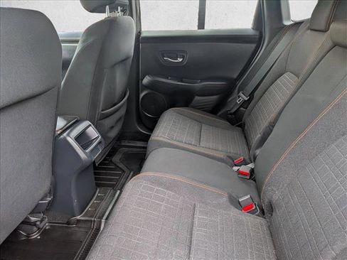 Used 2024 Honda HR-V Sport image 17