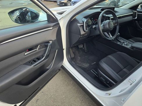 Certified 2025 MAZDA CX-50 2.5 Hybrid w/ Preferred Pkg image 20