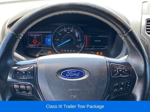 Used 2018 Ford Explorer XLT w/ Equipment Group 201A AWD/4WD image 8