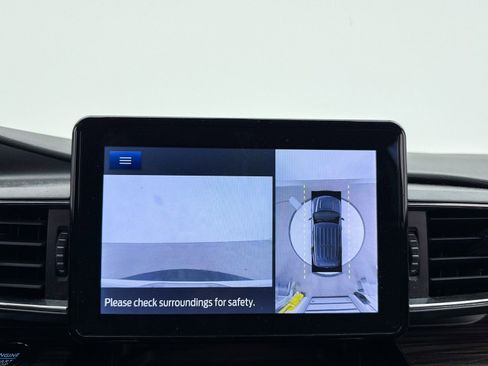 Used 2022 Ford Explorer Limited image 6