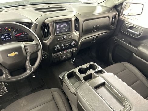 Used 2024 Chevrolet Silverado 1500 Custom image 22