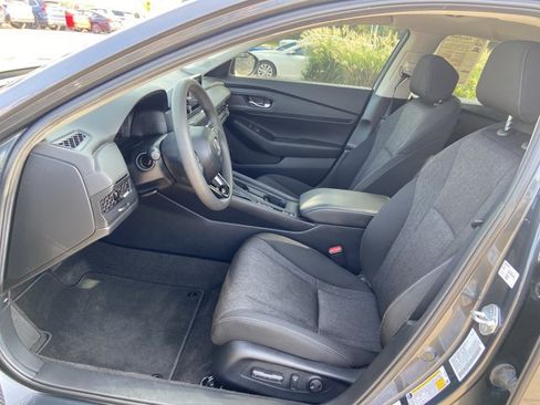 Used 2024 Honda Accord EX image 34