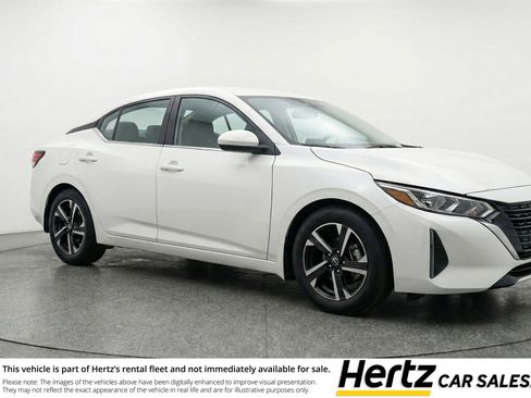 Used 2025 Nissan Sentra SV image 1