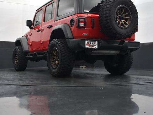 Used 2024 Jeep Wrangler Sport S image 39