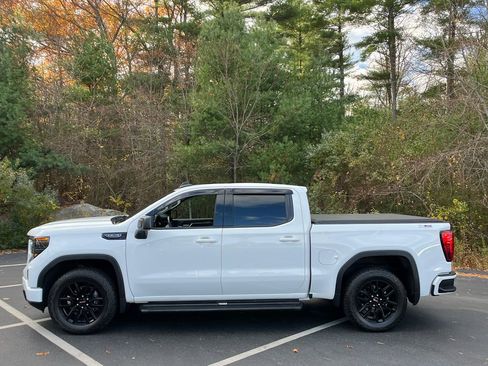 Used 2025 GMC Sierra 1500 Elevation image 2