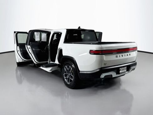 Used 2022 Rivian R1T Launch Edition AWD/4WD image 27