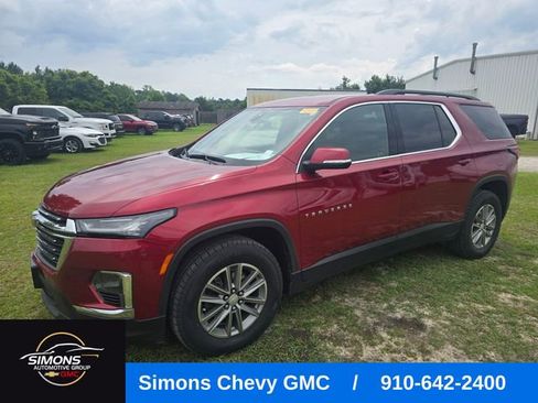 Used 2023 Chevrolet Traverse LT AWD/4WD image 1