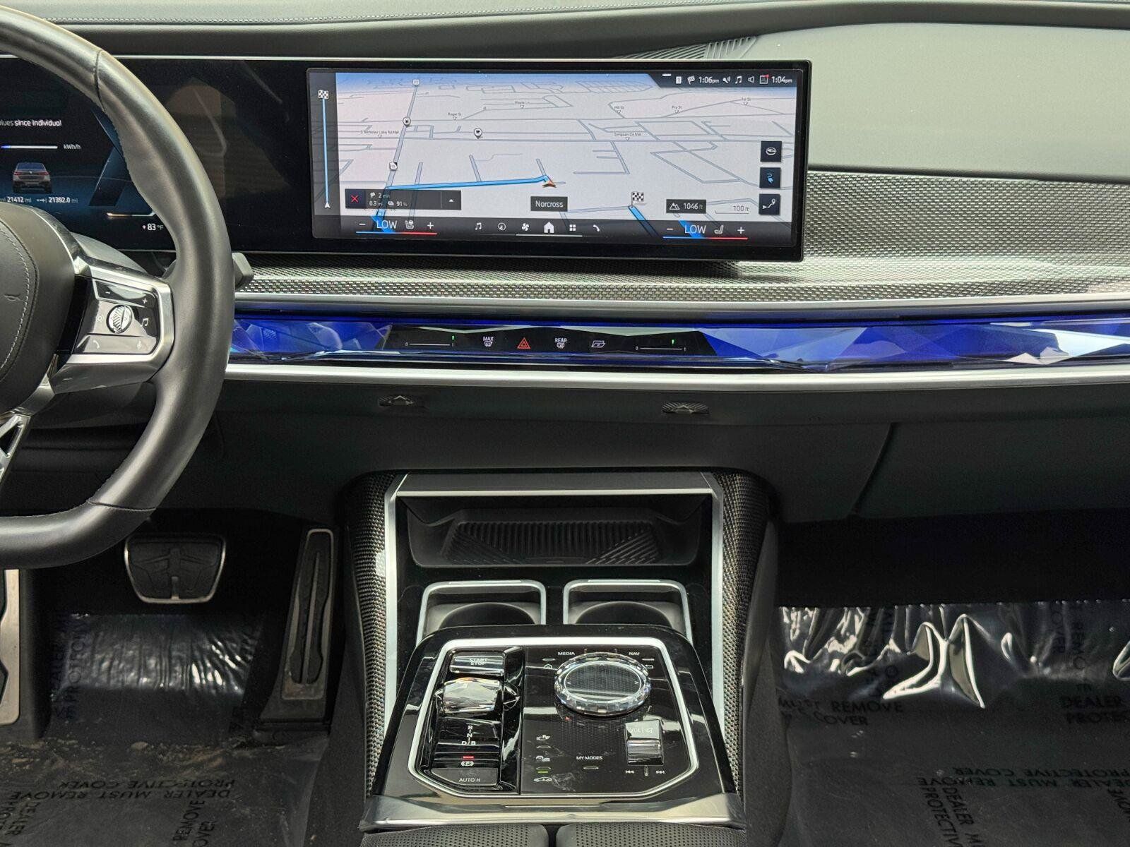 Used 2024 BMW i7 eDrive50 w/ M Sport Package RWD image 25