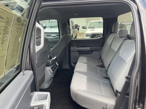 Used 2022 Ford F150 XLT w/ Equipment Group 302A High AWD/4WD image 14