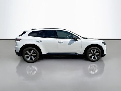 Used 2024 Honda Prologue Touring image 2