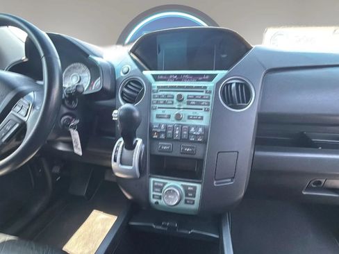 Used 2011 Honda Pilot Touring image 28