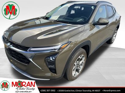 Used 2024 Chevrolet Trax LT w/ Driver Confidence Package