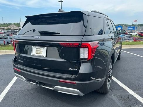 Used 2025 Ford Explorer Platinum w/ LUX Leather Package AWD/4WD image 14