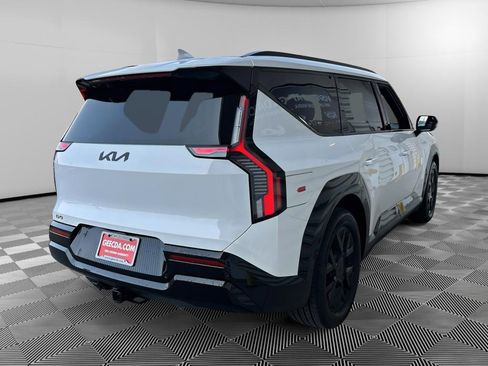 New 2026 Kia EV9 Land w/ Nightfall Edition Package image 4