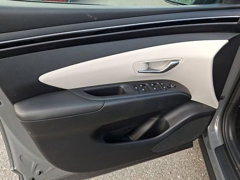 Used 2024 Hyundai Tucson SE AWD/4WD image 12