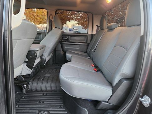 Used 2018 RAM 1500 Express w/ Express Value Package image 9