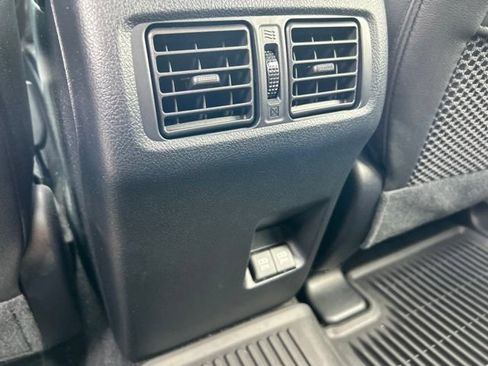Used 2022 Toyota 4Runner TRD Off-Road Premium AWD/4WD image 13
