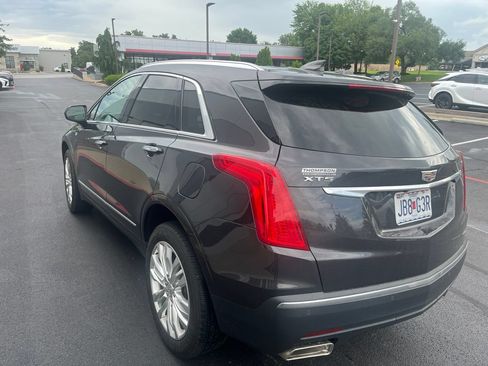 Used 2017 Cadillac XT5 Premium Luxury FWD image 1