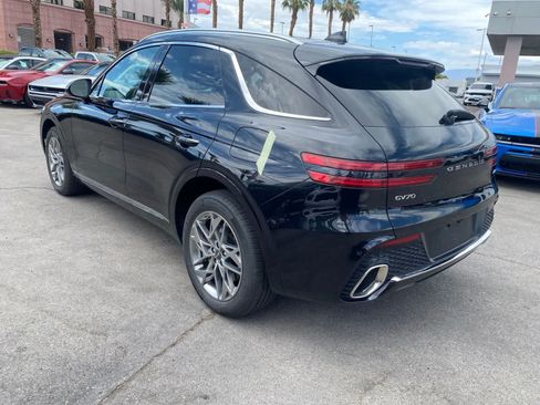 Used 2025 Genesis GV70 2.5T AWD/4WD image 9