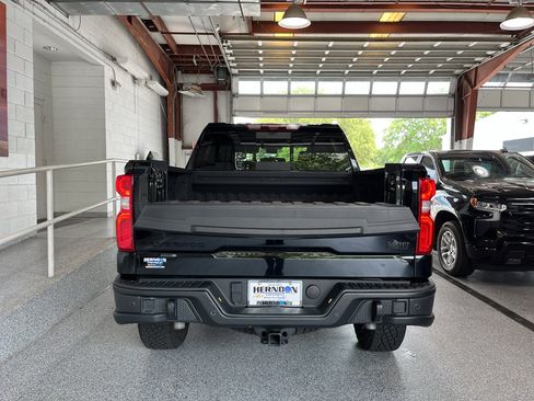 Used 2024 Chevrolet Silverado 1500 ZR2 w/ ZR2 Bison Edition AWD/4WD image 8