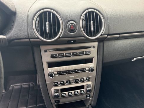 Used 2005 Porsche Boxster image 40