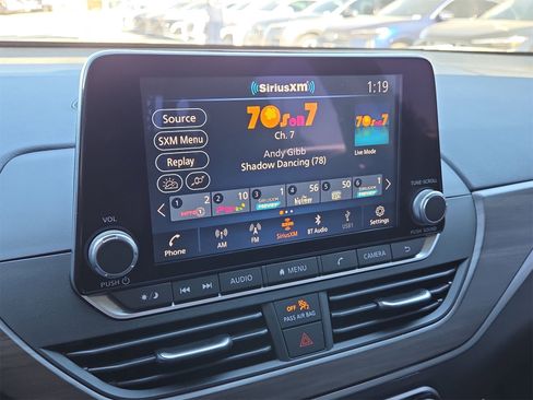 Used 2024 Nissan Altima 2.5 SV image 19